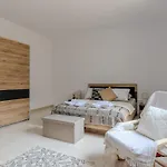 Apartment Balluta Mansions *