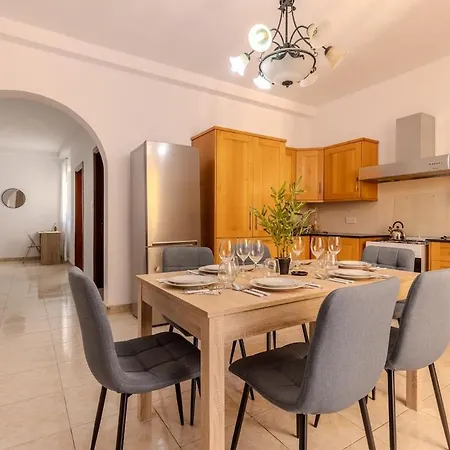 Apartment Balluta Mansions Sliema