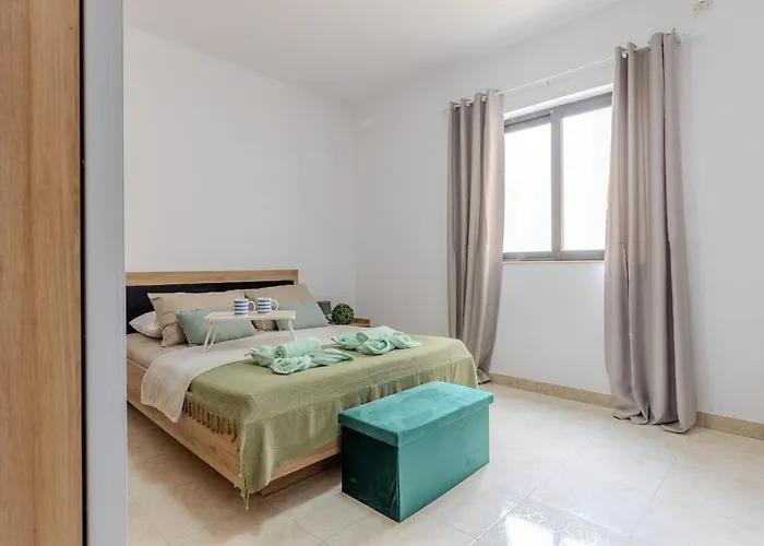 דירה Balluta Mansions *