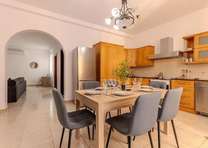 דירה Balluta Mansions סליאמה